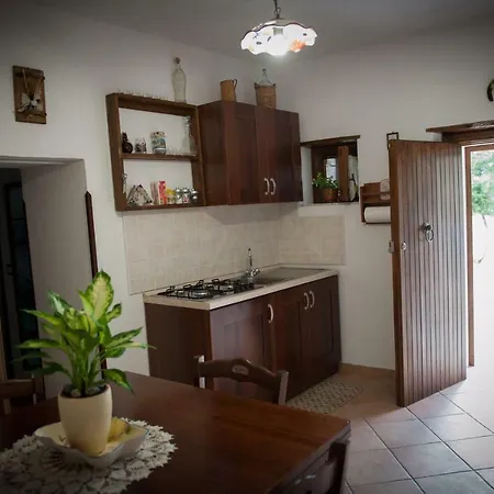 Bed & Breakfast La Costa *